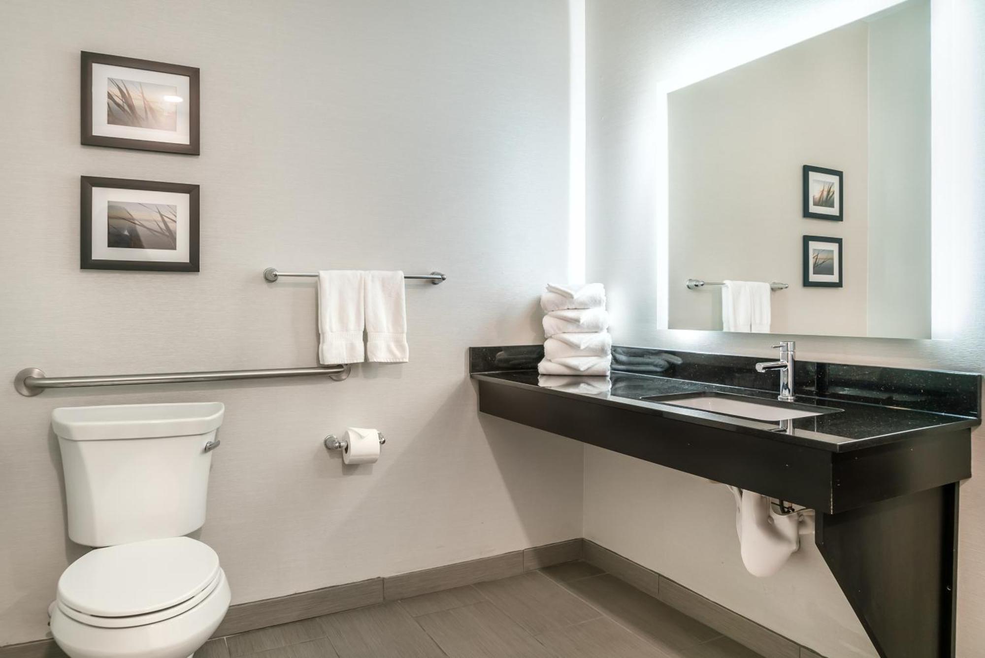 Comfort Inn & Suites Adrian Zewnętrze zdjęcie